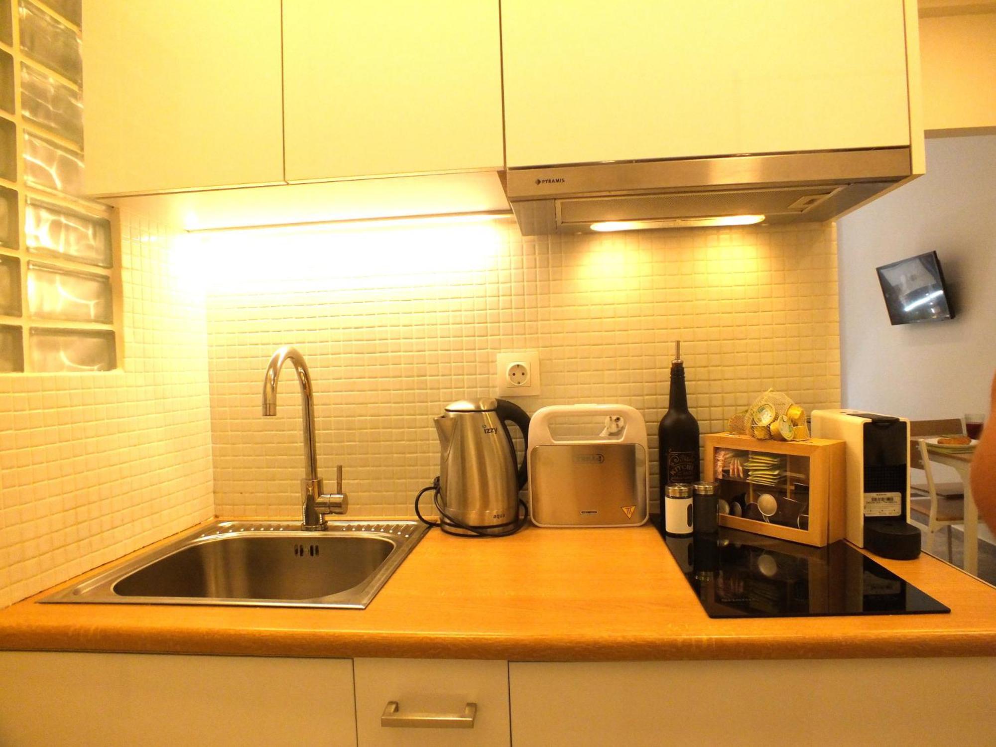 Cozy Apartment At Panormou Metro, Athens City Center Exterior foto